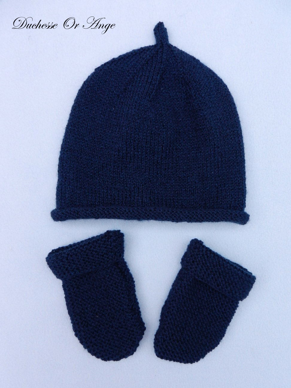 Doa 94 a bonnet et moufles bleu marine