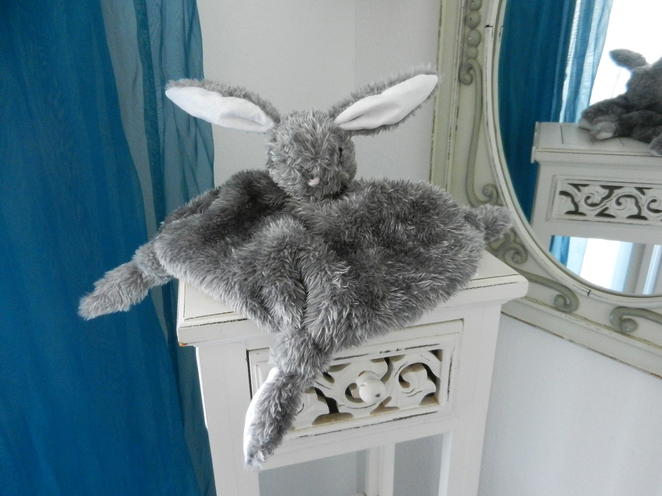 Duchesse or ange doaa 31 lapin gris grey rabbit